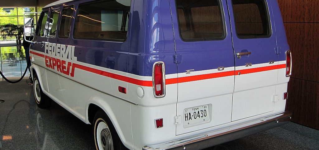 FEDERAL EXPRESS Van